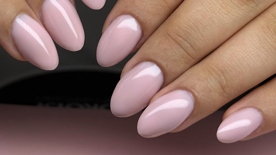 Manicure Extension Medium Length